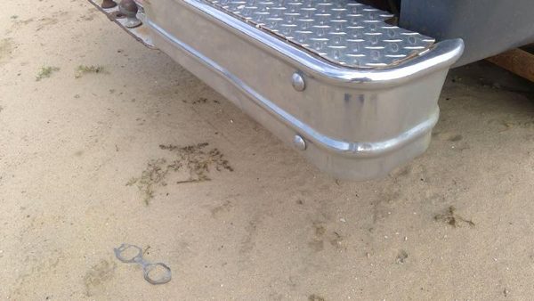 1986 GMC Jimmy Rear Bumper Assembly Sierra K10 1500 Red — photo 8