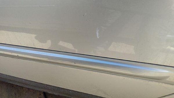 04-08 Pacifica Driver Left Upper Rear Moulding From Door Oem Back Silver Ps2 — photo 3