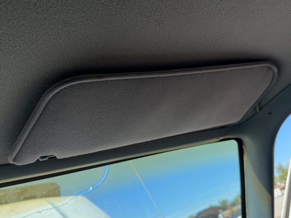 1992 Ford F250 Passenger Right Sun Visor Oem Gray — photo 3