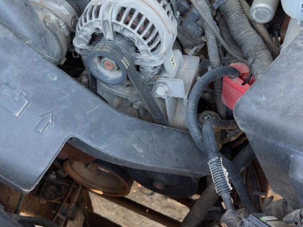 2000-2006 Chevy Suburban 1500 Power Steering Pump With Mount Bracket Oem 5.3L — photo 3