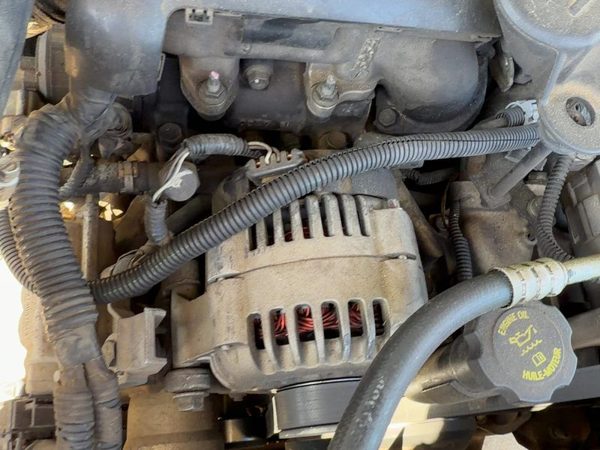 2002-2005 Chevy Silverado 2500 Alternator 6.6L Lly 19151898 — photo 4