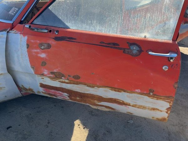 1976 Ford Maverick Front Door LH Orange — photo 2