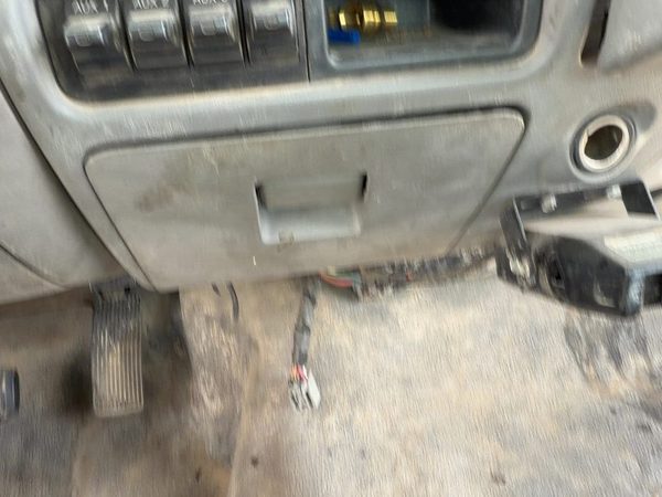 1999-2007 Ford F350 Center Cubby Glovebox Dash Panel OEM Gray 5C3Z2504320CAA — photo 2