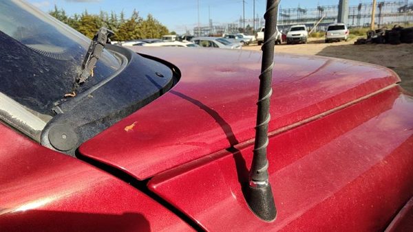 2000 Dodge Durango Hood Red — photo 3