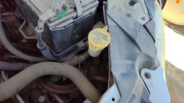 05-08 Pacifica Windshield Washer Fluid Reservoir With Pump Oem Wiper Tank — photo 3