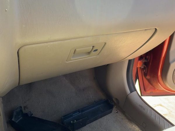 03-07 Ford Escape Glove Box Assembly Complete Door With Latch Oem Pebble Tan Ah — photo 3