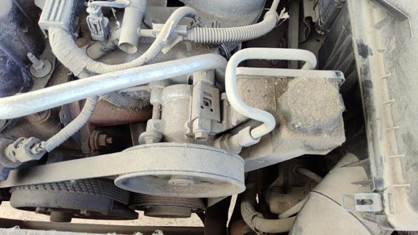 99-04 Jeep Grand Cherokee Power Steering Pump With Mount Bracket Oem — photo 1