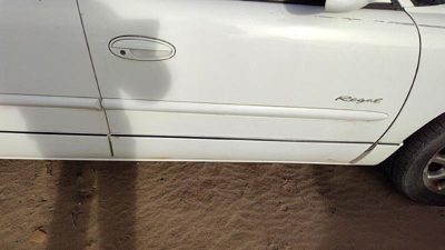 2000 Buick Regal Front Door RH White 16U