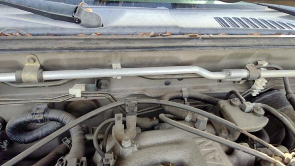 2004 Nissan Xterra Air Conditioner Hose 924809Z012 — photo 3