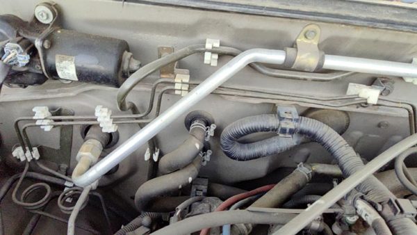 2004 Nissan Xterra Air Conditioner Hose 924809Z012 — photo 2
