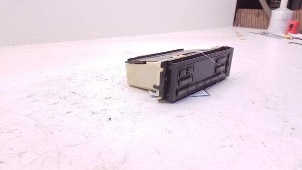 95-96 Lincoln Mark Viii Temperature Control Module In Dash Heater Ac Head Unit — photo 2