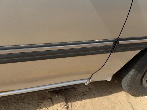 1990-1994 Subaru Legacy Passenger Right Front Moulding From Door Oem Trim Strip — photo 3