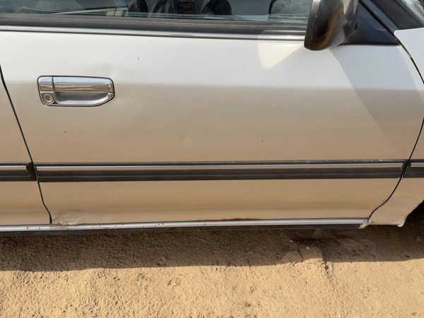 1990-1994 Subaru Legacy Passenger Right Front Moulding From Door Oem Trim Strip — photo 1