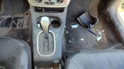 2006 Chevrolet Cobalt Front Console 192 Ebony