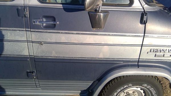 1989 Chevy Van 20 Series Front Door RH Blue — photo 3