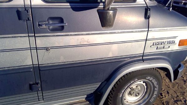 1989 Chevy Van 20 Series Front Door RH Blue — photo 6