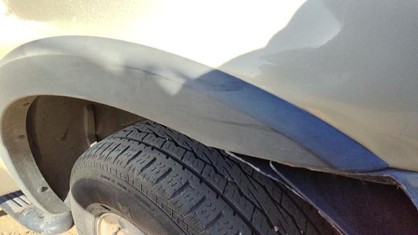 2003-2004 Ford Explorer Passenger Right Front Wheel Flare Moulding Oem Fender — photo 2