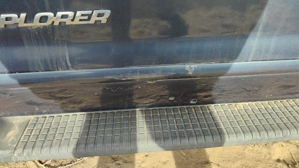 2002-2010 Ford Explorer Driver Left Front Moulding From Door Trim Strip Blue Ld — photo 3