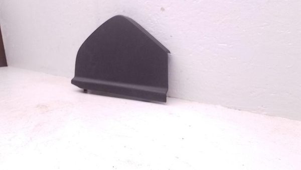 2004 Cadillac SRX Misc. Interior Part Free Shipping + LH Driver Left Dash End — photo 4