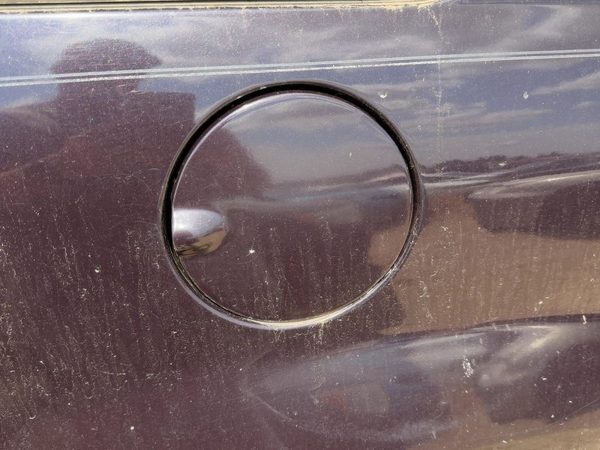 05-09 Equinox Fuel Tank Door With Hinge Gas Lid Oem Filler Black Amethyst 71U — photo 6