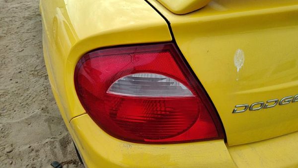 2003-2005 Dodge Neon Driver Left Tail Light Brake Lamp Oem Rear 05303543Ad — photo 3