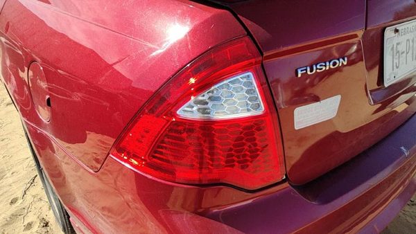 2010-2012 Ford Fusion Driver Left Tail Light Brake Lamp Oem Rear 9E5Z13405A — photo 1