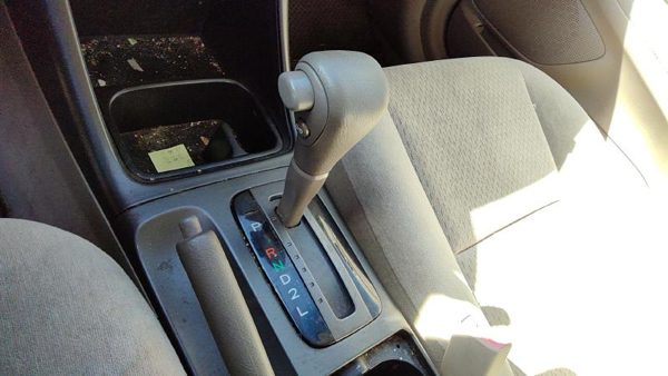 02-05 Camry Auto Floor Shifter Lever Assembly Taupe 43AT — photo 3