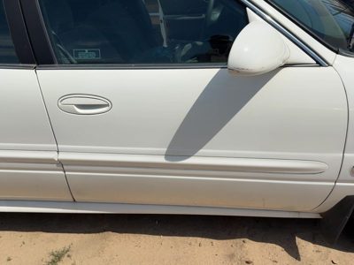2005 Buick LeSabre Front Door RH White 40U