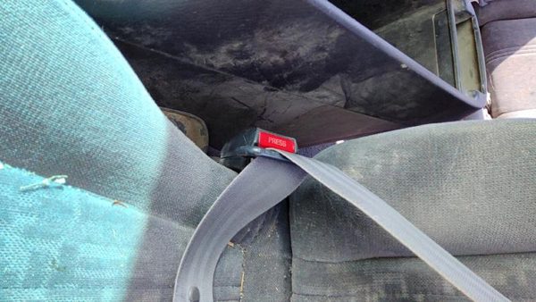 1998-1999 Honda Accord Driver Left Front Seat Belt Buckle Receiver Oem Gray — photo 6