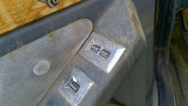 85-91 Chevy G20 Van Driver Left Front Power Window Master Control Switch Buttons — photo 6