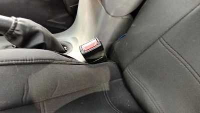 2000 01 Focus Station Wagon Driver Left Front Seat Belt Buckle Receiver Gray Ea