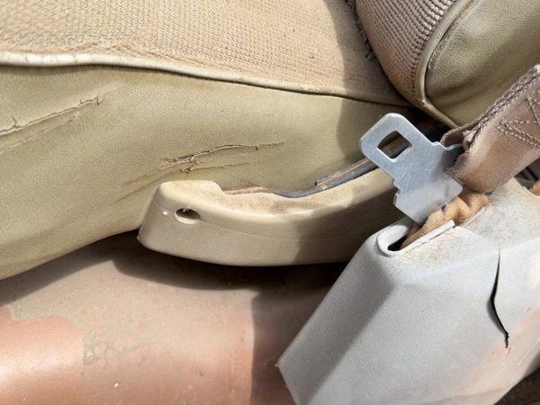 1975-1980 Chevy Silverado C20 Driver Left Side Seat Trim Panel Oem Tan — photo 2