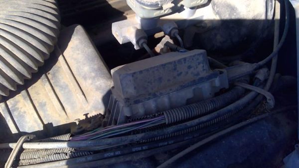 1991 Chevy Caprice Cruise Control Servo Assembly Module With Cable Oem 5.0L — photo 3