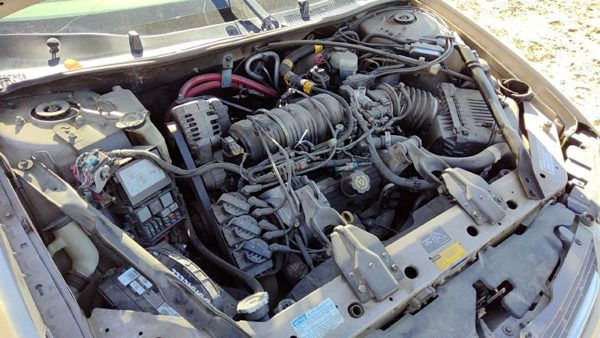 2001 Chevrolet Impala — vehicle photo 8