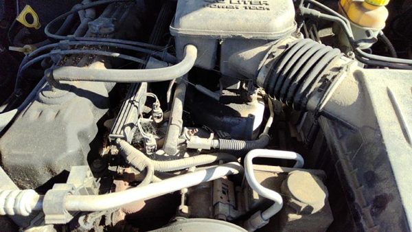 1999-2004 Jeep Grand Cherokee Intake Manifold Oem 4.0L 04854197Aa — photo 2