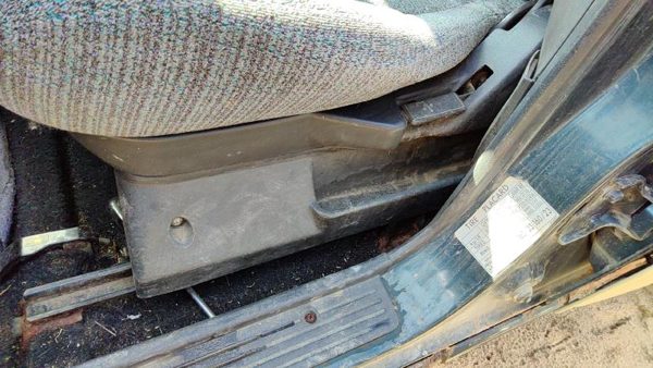 1996-1998 Suzuki Sidekick Driver Left Side Seat Trim Panel Oem Gray Gri — photo 4