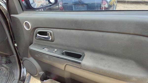 2007-12 Gmc Canyon Passenger Right Front Door Trim Panel With Switches Ebony 19J — photo 3