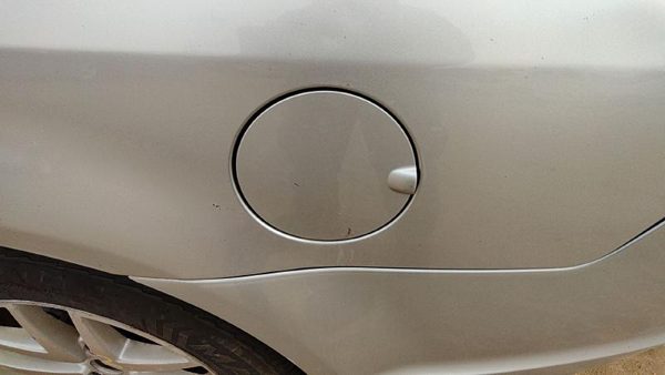 2010-2012 Ford Fusion Fuel Tank Door With Hinge Gas Lid Oem Filler Silver Ux — photo 2