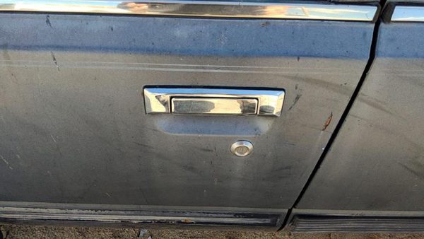 83-86 Toyota Camry Driver Left Front Outside Door Handle Oem — photo 3