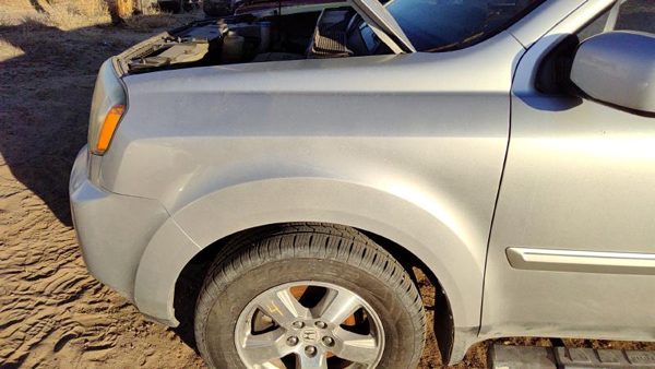 2009-2015 Honda Pilot Driver Left Front Fender Oem Silver Si 60261 — photo 2