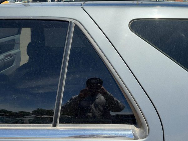 04-09 Cadillac Srx Driver Left Rear Vent Window Back Door Glass With Frame Oem — photo 3