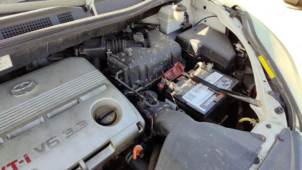 04-06 Sienna Complete Air Intake Cleaner Filter Box Housing With Tube Oem 3.3L — photo 6
