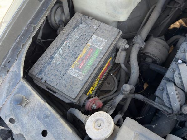 1996-1999 Pontiac Bonneville Complete Battery Box Mount Tray With Hold Down Oem — photo 2