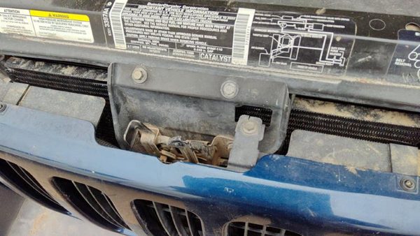 2002-2004 Jeep Liberty Hood Latch Assembly With Bracket Oem 55176756Ad — photo 4