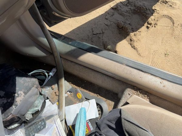 1997-2001 Toyota Camry Passenger Right Lower Sill Step Plate OEM Oak FT4 — photo 1