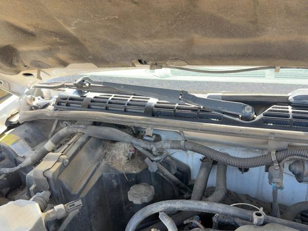 2001 Chevy S10 Blazer Passenger Right Windshield Wiper Arm Blade Lever 15029690 — photo 2