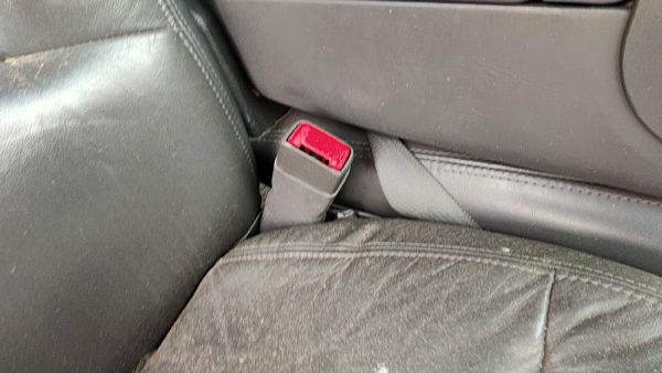 02-05 Buick Lesabre Passenger Right Front Seat Belt Buckle Receiver Graphite 933 — photo 4