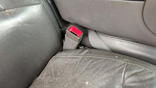 02-05 Buick Lesabre Passenger Right Front Seat Belt Buckle Receiver Graphite 933 — photo 5