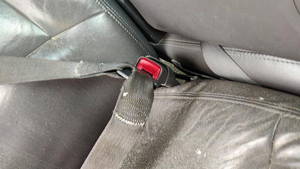02-05 Buick Lesabre Passenger Right Front Seat Belt Buckle Receiver Graphite 933 — photo 7