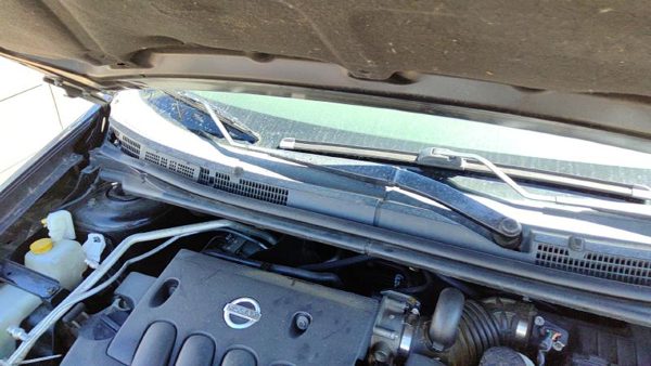 07-12 Nissan Sentra Windshield Wiper Cowl Vent Trim Panel Oem Cover — photo 5